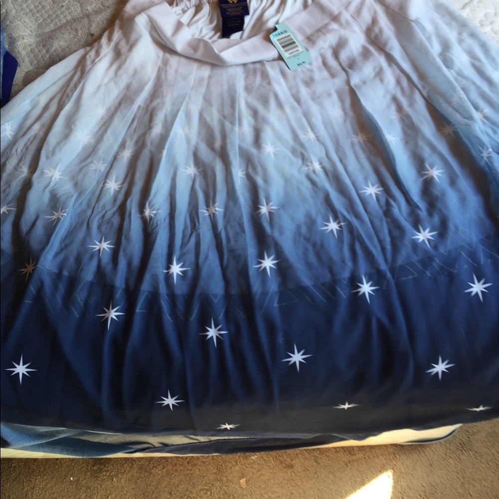 Torrid size 2 Wonder Woman skirt NWT